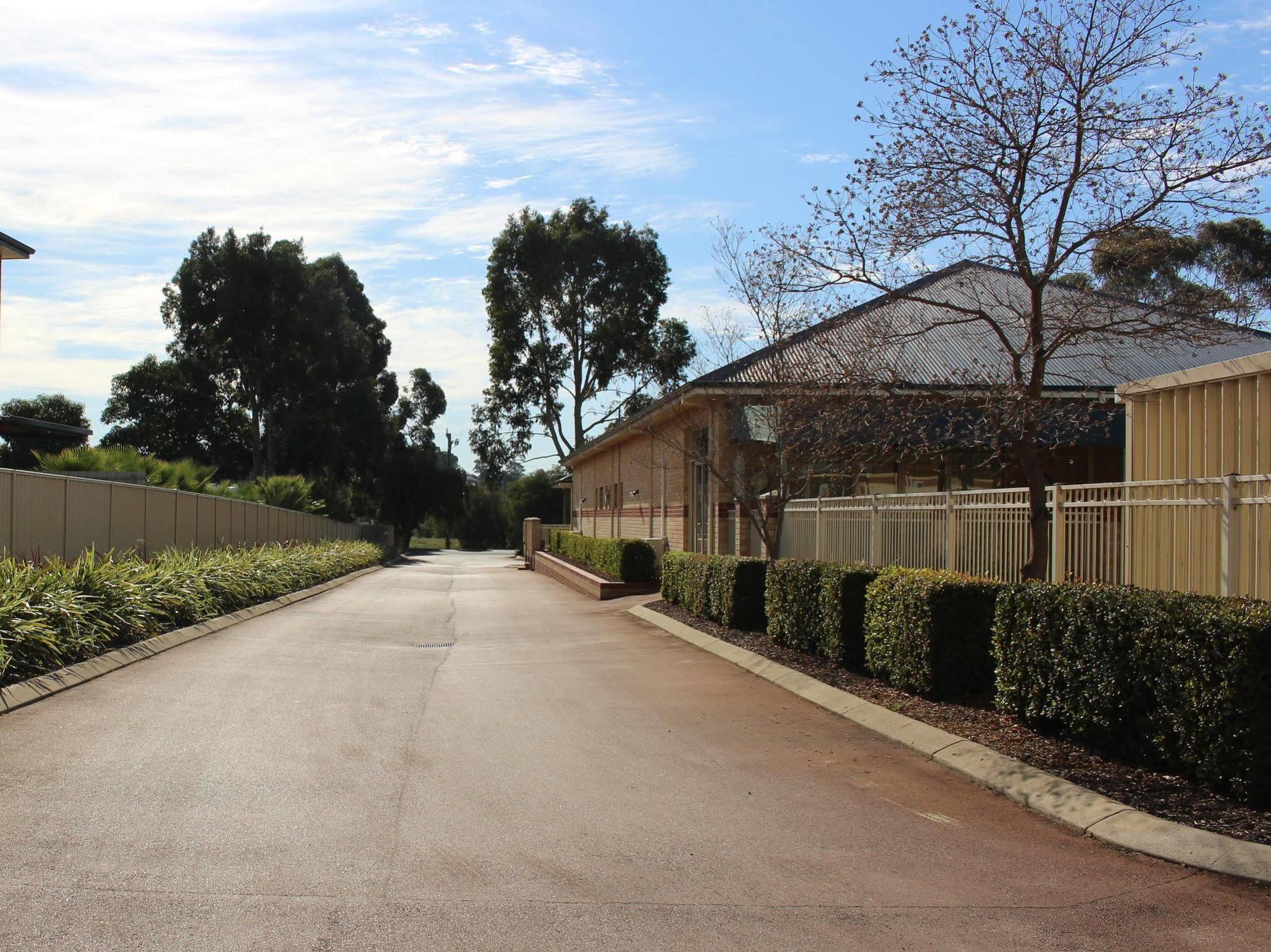 Collie Ridge Resort Bagian luar foto
